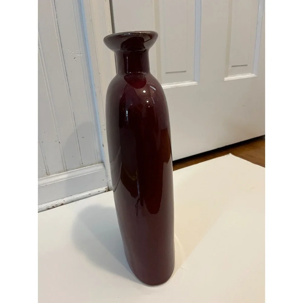 Vintage 13.5 in Tall Glaze‎ Studio Pottery Vase Unmarked Red Burgundy Home decor